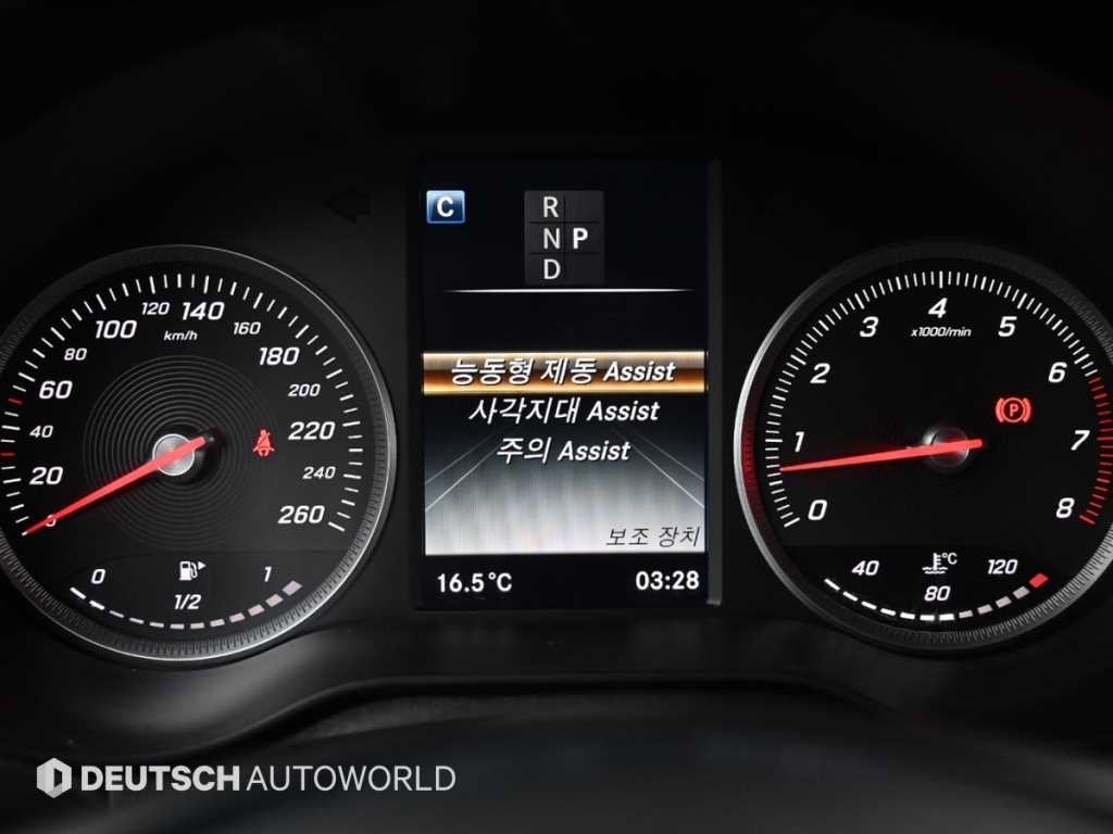 벤츠 GLC 클래스 GLC클래스 X253 GLC 300 4MATIC 쿠페 이미지 17