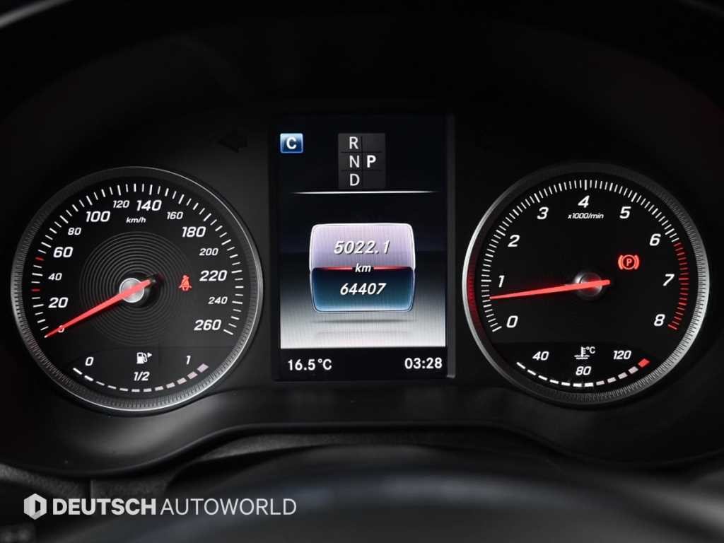 벤츠 GLC 클래스 GLC클래스 X253 GLC 300 4MATIC 쿠페 이미지 8