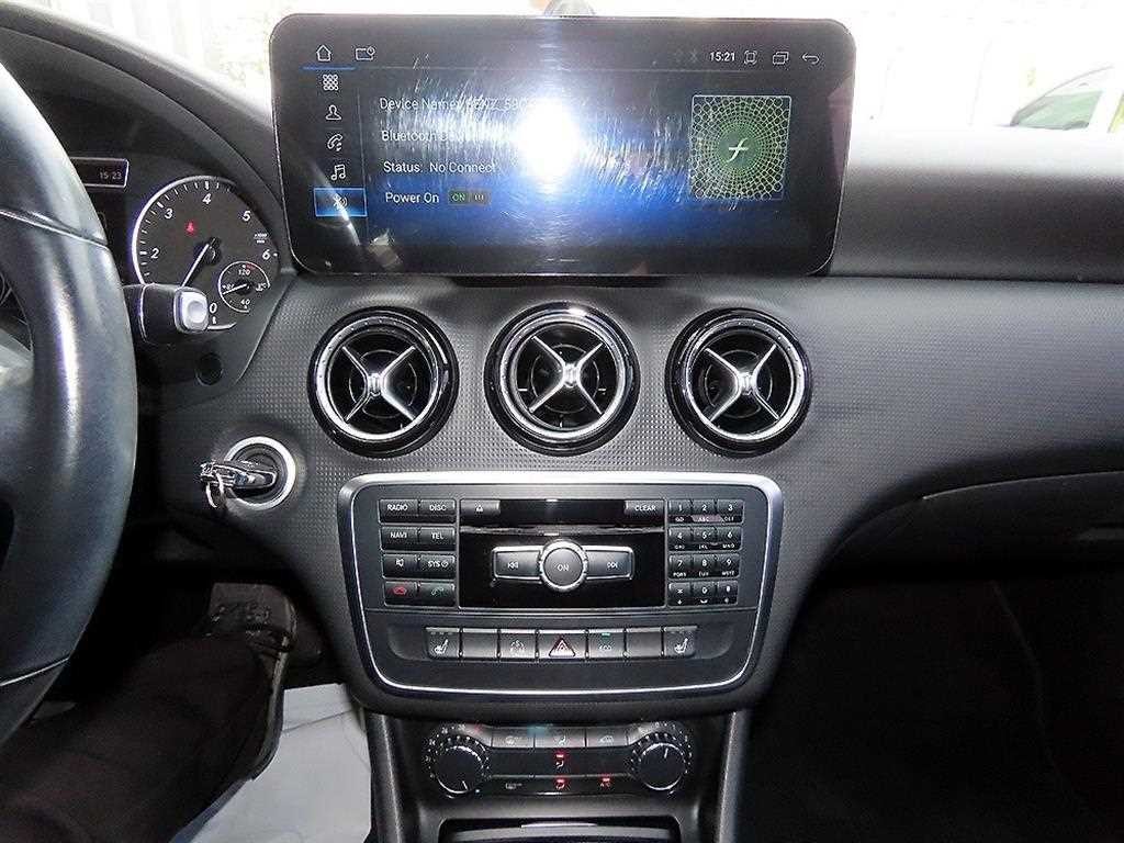 벤츠 A 클래스 A클래스 W176 A200 CDI 스타일 이미지 13
