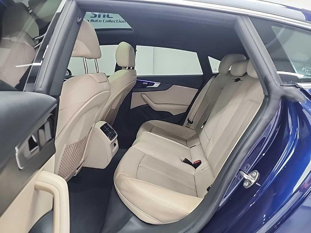 아우디 A5 A5 (F5) 40 TFSI 콰트로 스포트백 이미지 12