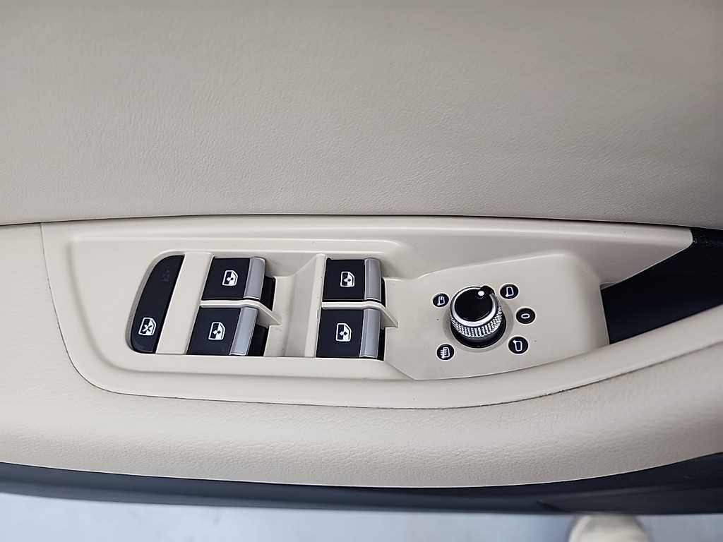 아우디 A5 A5 (F5) 40 TFSI 콰트로 스포트백 이미지 17