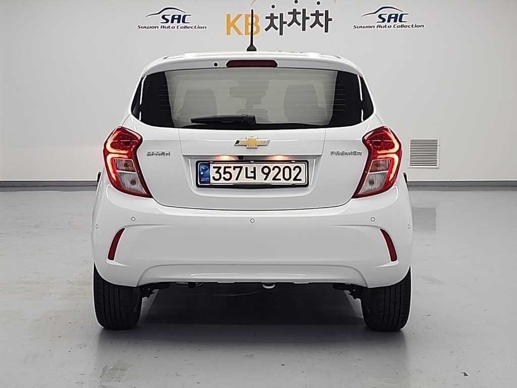 쉐보레 스파크 더뉴스파크 프리미어 이미지 3