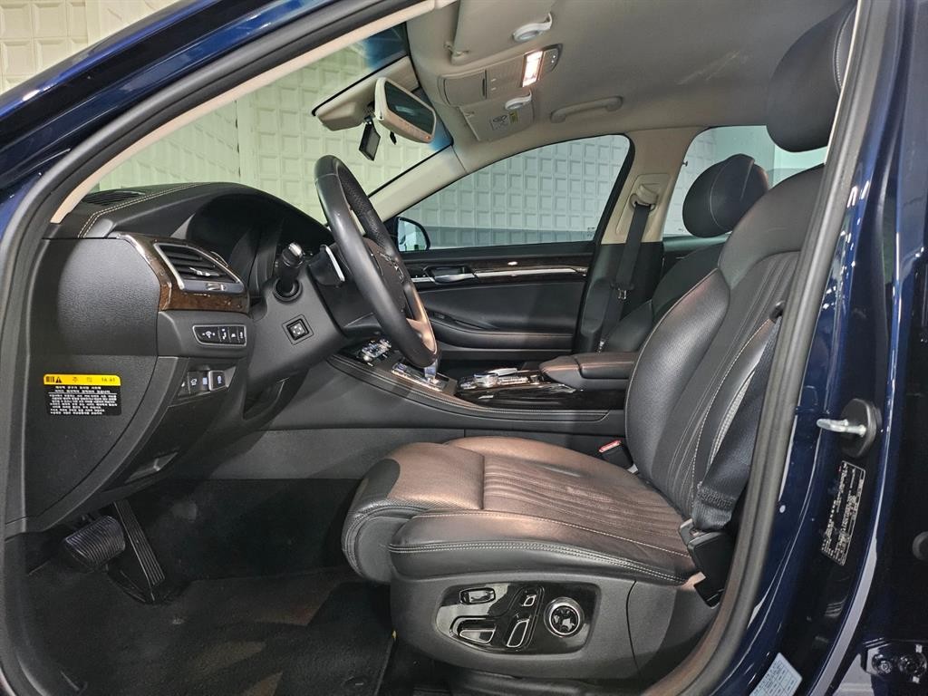 제네시스 G90 3.3 T AWD 럭셔리 이미지 6