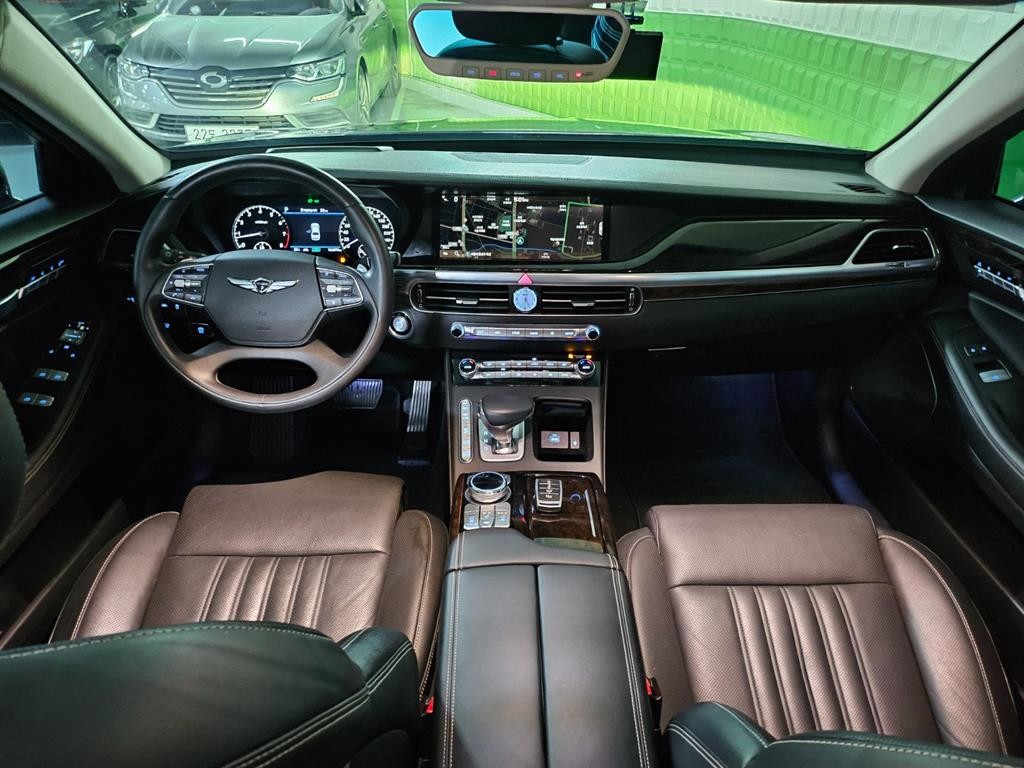 제네시스 G90 3.3 T AWD 럭셔리 이미지 8