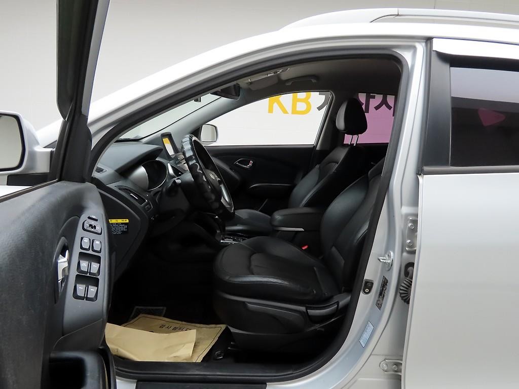 현대 투싼 투싼iX 2WD VGT LX20 럭셔리 이미지 14
