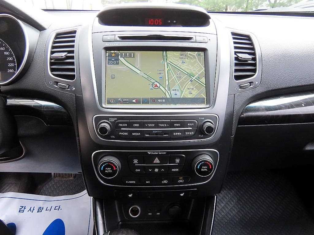 기아 쏘렌토 뉴 쏘렌토 R 2WD 2.0 럭셔리 이미지 13