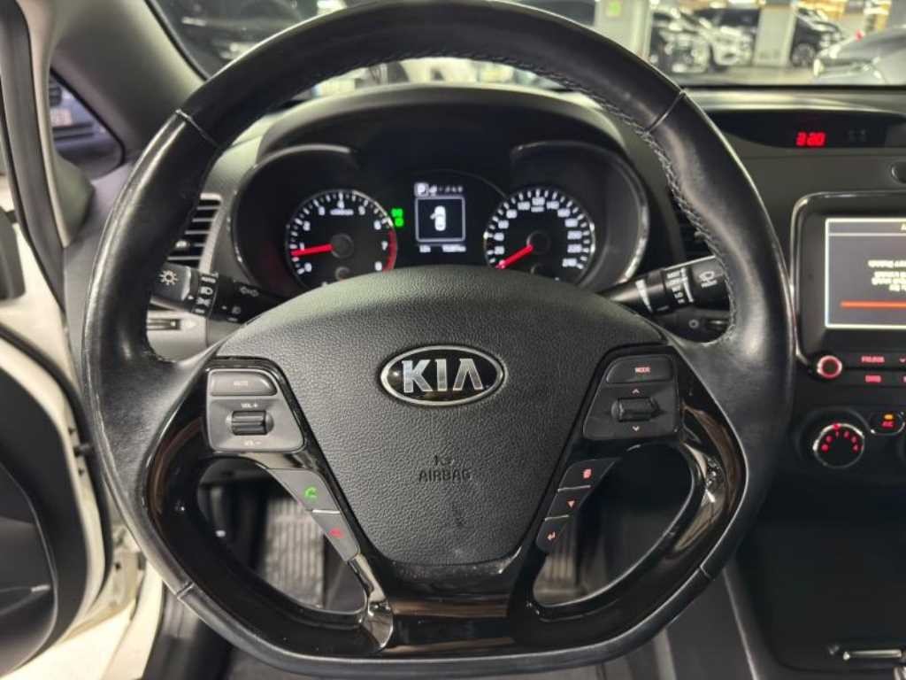 기아 K3 더뉴 K3 1.6 GDI 트렌디 스타일 이미지 11