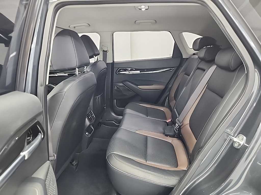 기아 셀토스 더 뉴 셀토스 가솔린 1.6 터보 4WD 그래비티 이미지 12
