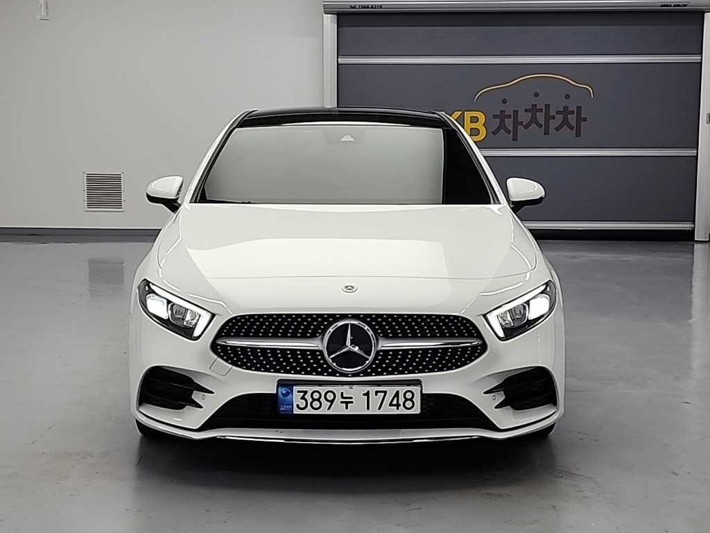 벤츠 A 클래스 A클래스 W177 A250 4MATIC 세단 이미지 1