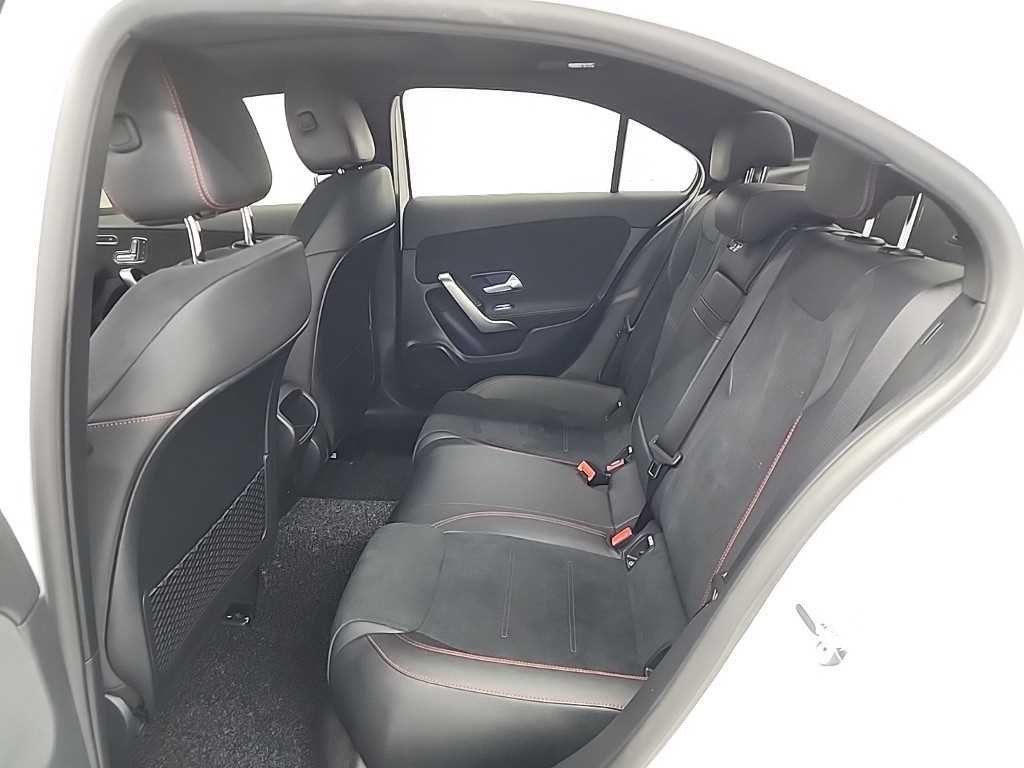 벤츠 A 클래스 A클래스 W177 A250 4MATIC 세단 이미지 11