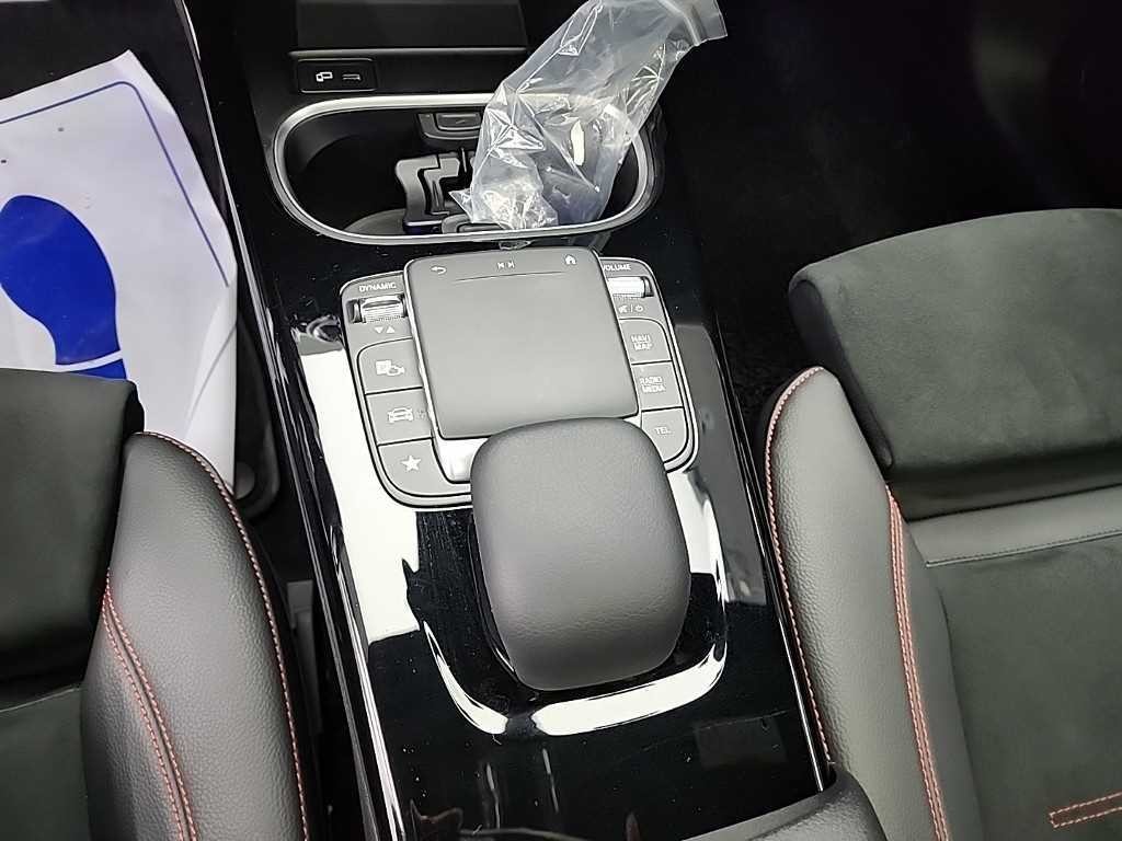 벤츠 A 클래스 A클래스 W177 A250 4MATIC 세단 이미지 15