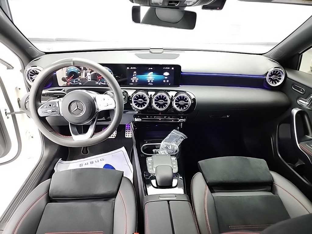 벤츠 A 클래스 A클래스 W177 A250 4MATIC 세단 이미지 6