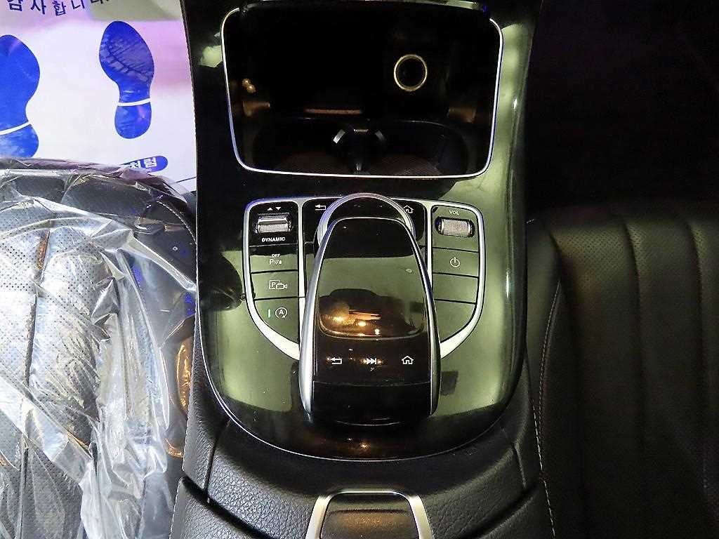 벤츠 E 클래스 E-클래스 W213 E300 익스클루시브 이미지 12