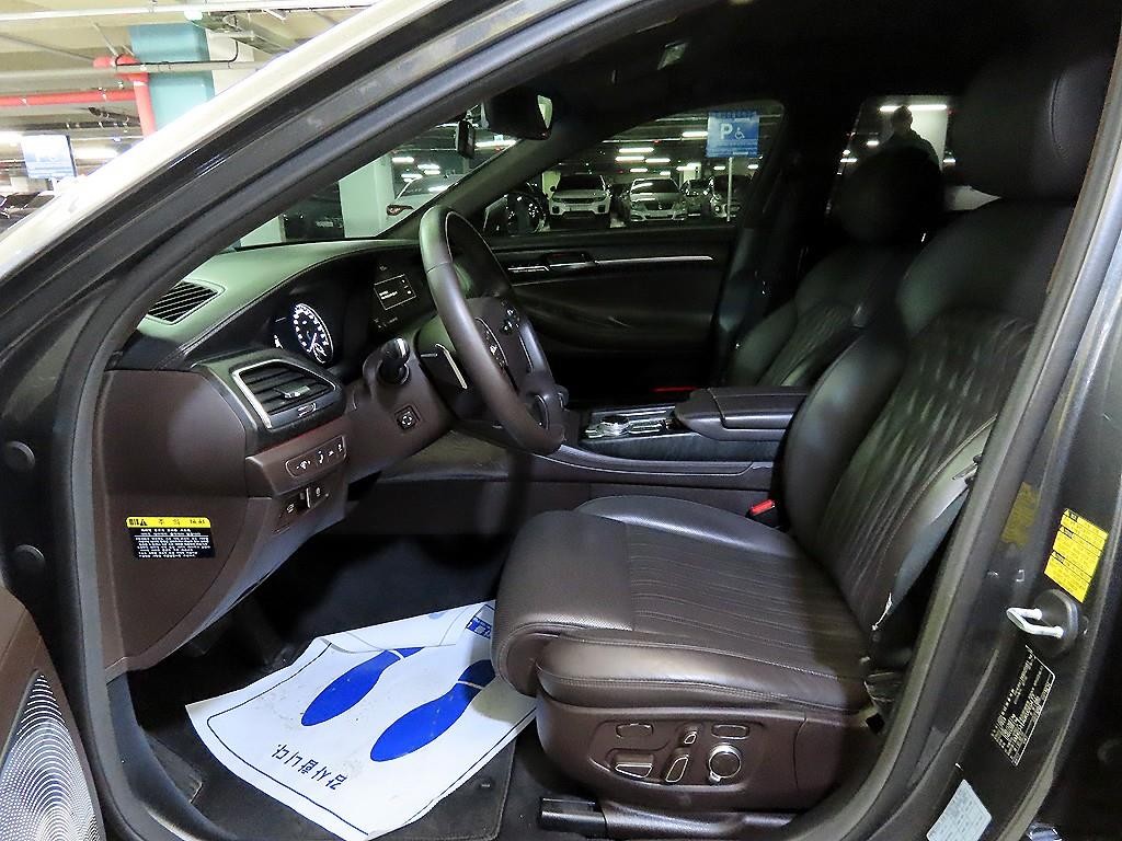 제네시스 G90 3.3 T AWD 프레스티지 이미지 6