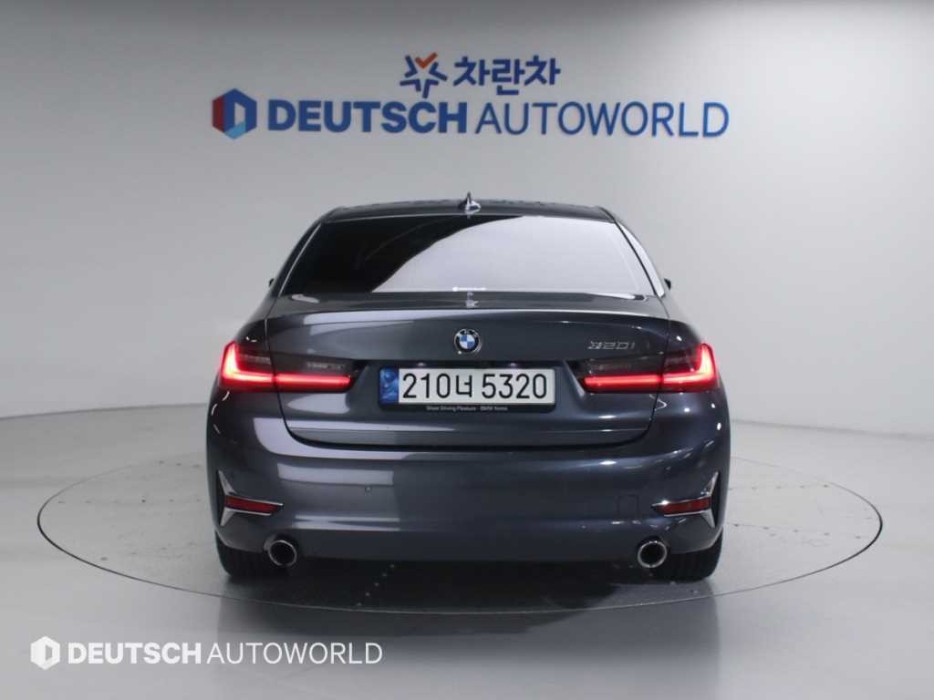 BMW 3시리즈 3시리즈 (G20) 320i 럭셔리 이미지 4