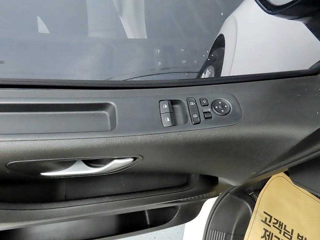현대 스타리아 2WD 디젤 투어러 모던 9인승 이미지 11