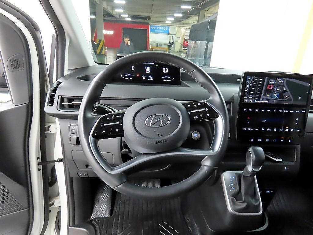 현대 스타리아 2WD 디젤 투어러 모던 9인승 이미지 9