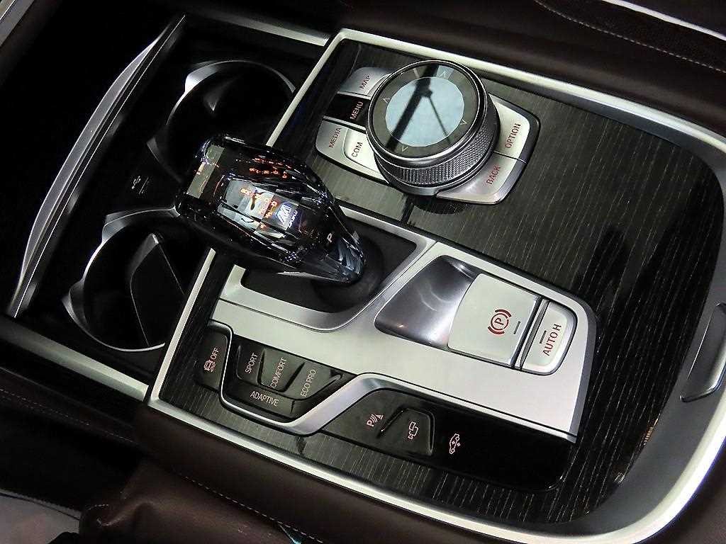 BMW 7시리즈 7시리즈 (G11) 740I M 스포츠 패키지 이미지 12