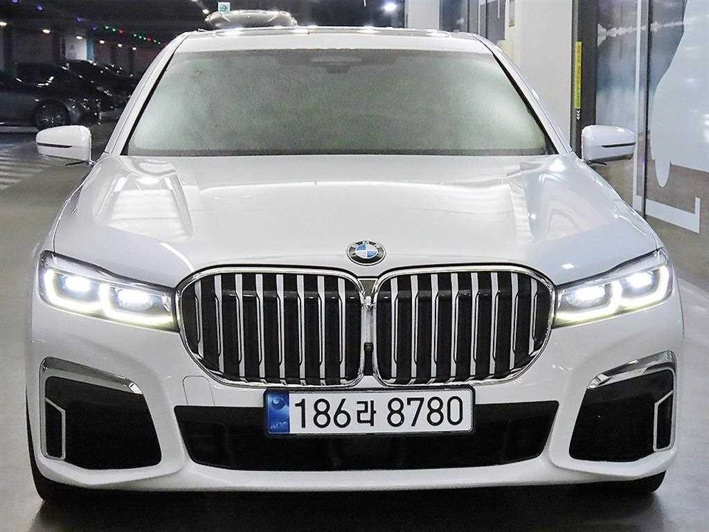 BMW 7시리즈 7시리즈 (G11) 740I M 스포츠 패키지 이미지 2