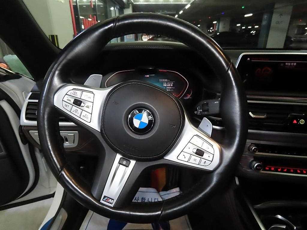 BMW 7시리즈 7시리즈 (G11) 740I M 스포츠 패키지 이미지 8