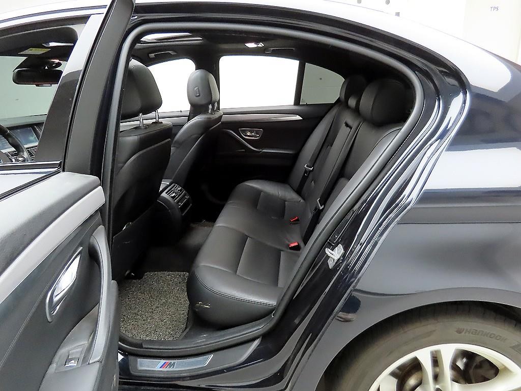 BMW 5시리즈 5시리즈 (F10) 530d xDrive 이미지 13
