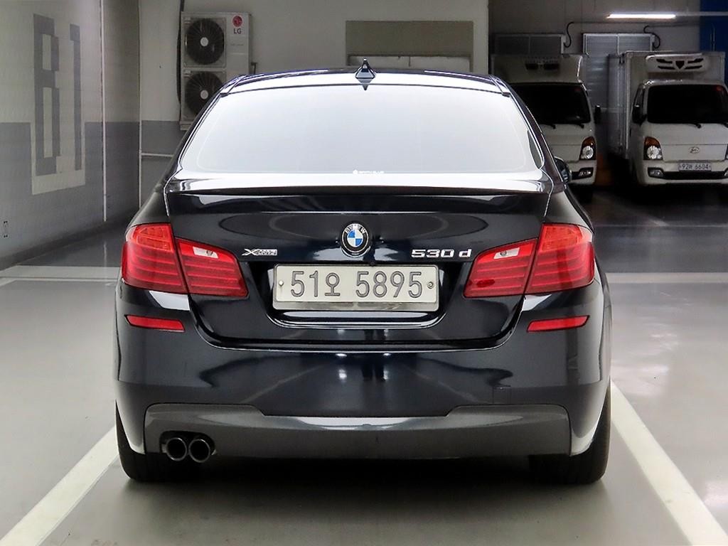 BMW 5시리즈 5시리즈 (F10) 530d xDrive 이미지 3