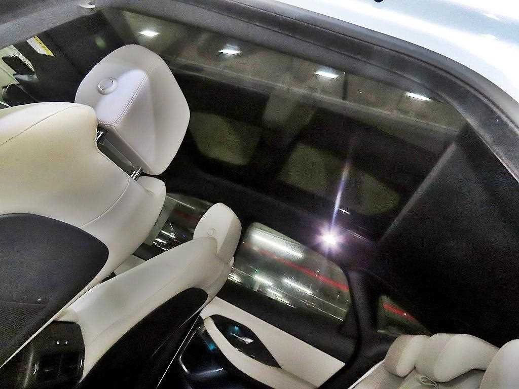 재규어 E-PACE P250 S 이미지 16