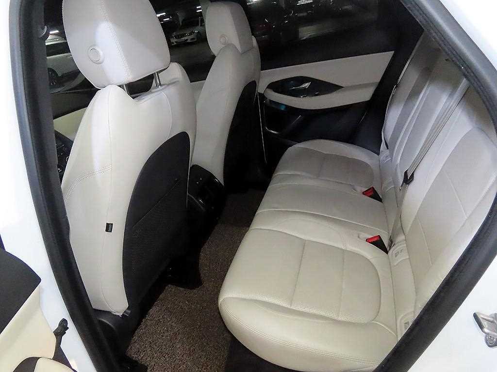 재규어 E-PACE P250 S 이미지 7