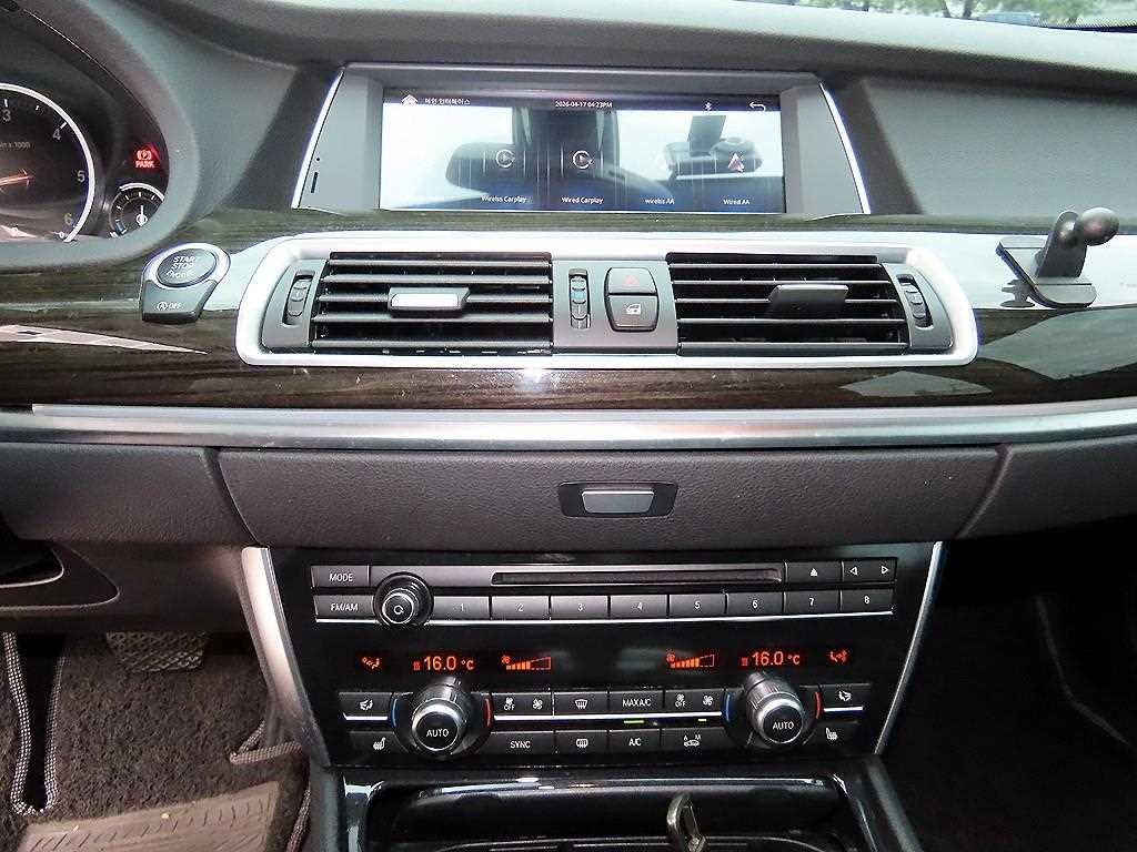 BMW 그란투리스모 5시리즈 GT (F07) GT 30d xDRIVE 이미지 12