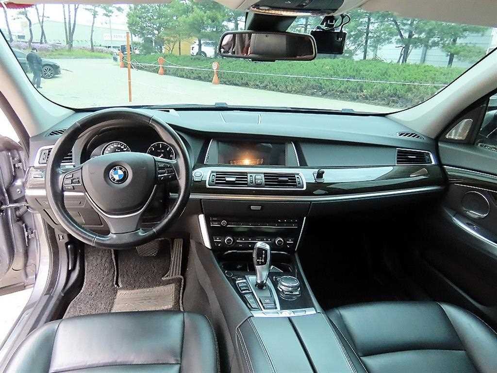 BMW 그란투리스모 5시리즈 GT (F07) GT 30d xDRIVE 이미지 7