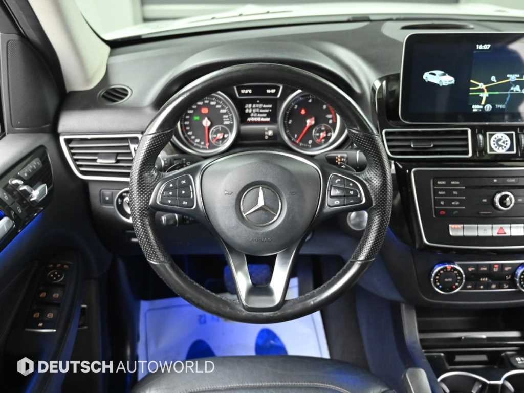 벤츠 GLE 클래스 GLE 클래스 W166 GLE 250 d 4MATIC 이미지 13