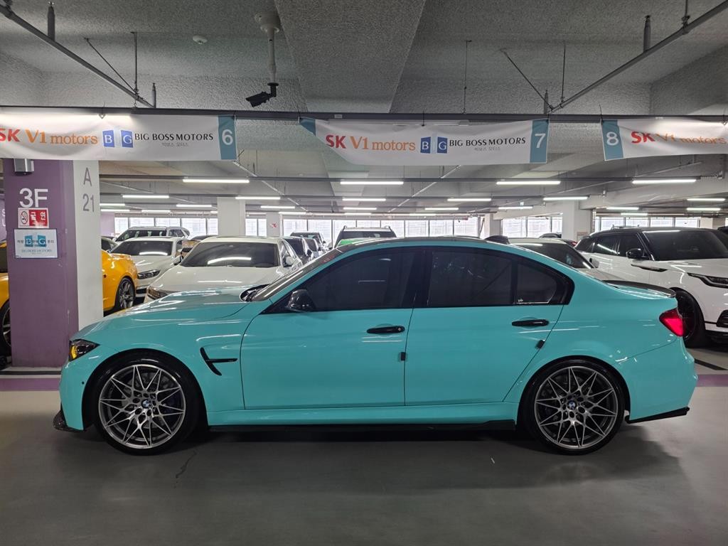 BMW 3시리즈 M3 (F80, E90) M3 세단 컴패티션 이미지 3