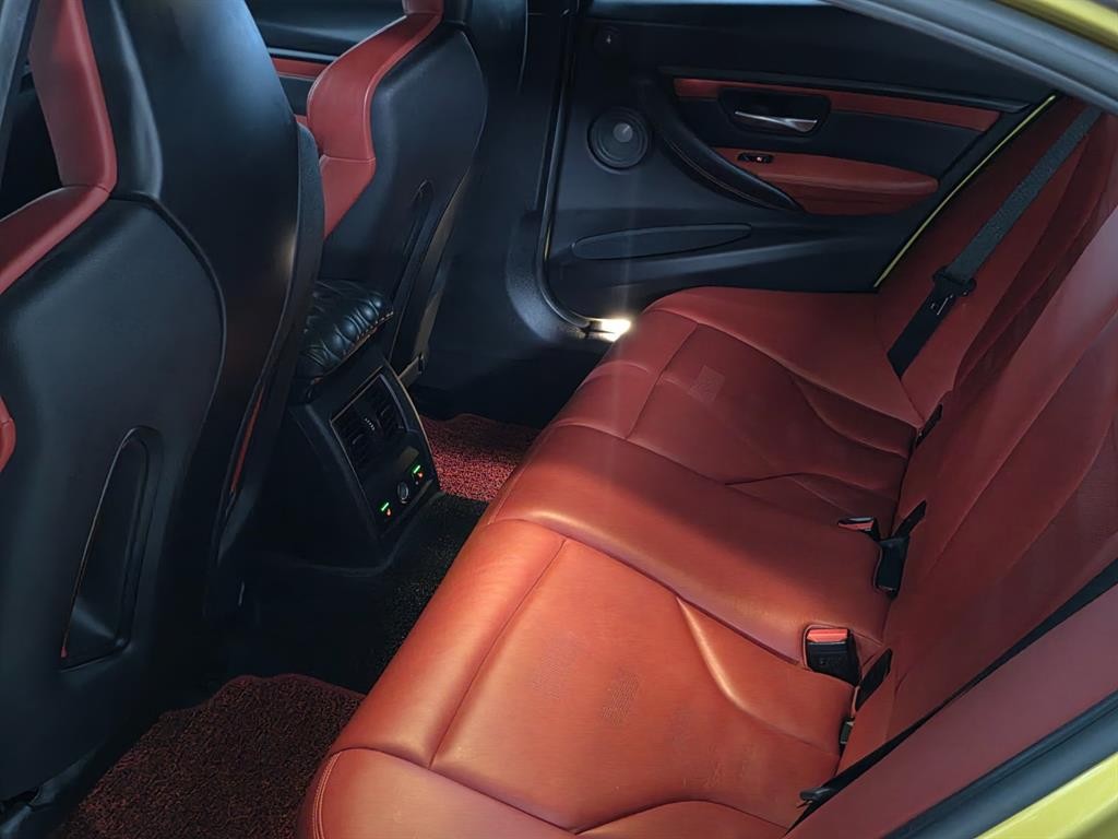 BMW 3시리즈 M3 (F80, E90) M3 세단 컴패티션 이미지 8
