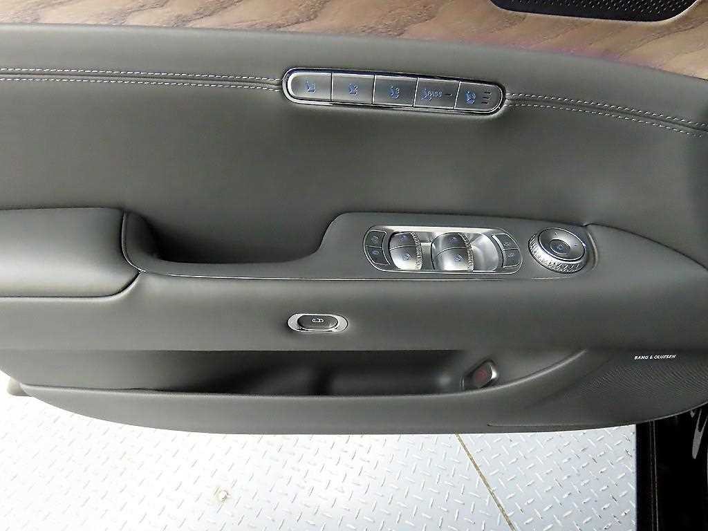 제네시스 G90 G90(RS4) 3.5T GDI e-S/C AWD 이미지 11