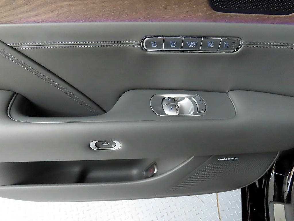 제네시스 G90 G90(RS4) 3.5T GDI e-S/C AWD 이미지 12