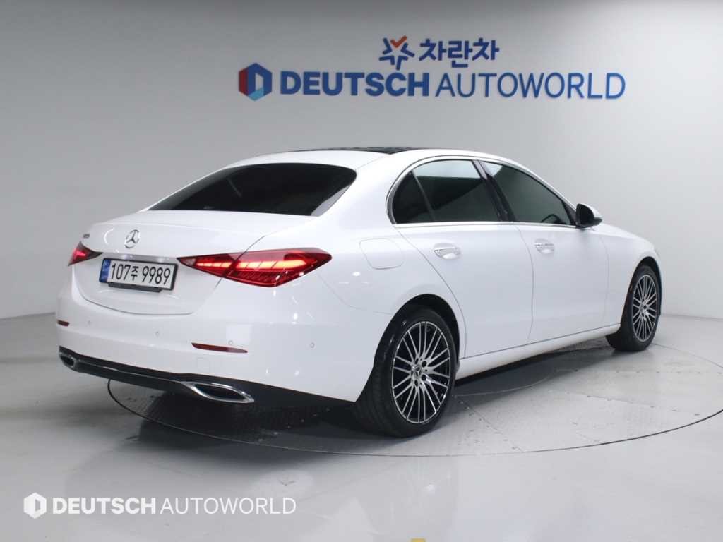벤츠 C 클래스 C클래스 W206 C200 아방가르드 이미지 2