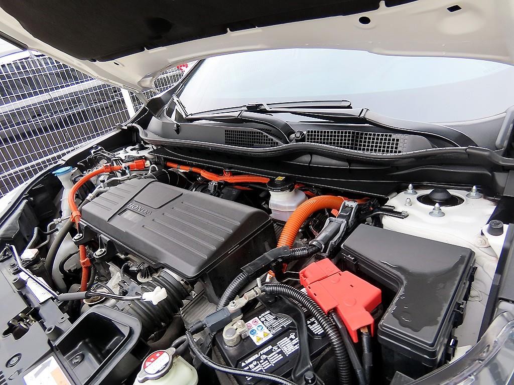 혼다 CR-V CR-V 5세대 2.0 하이브리드 투어링 4WD 이미지 19