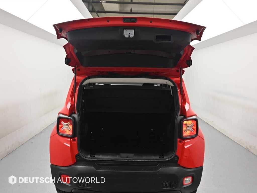 지프 레니게이드 2.0 디젤 론지튜드 AWD 이미지 19