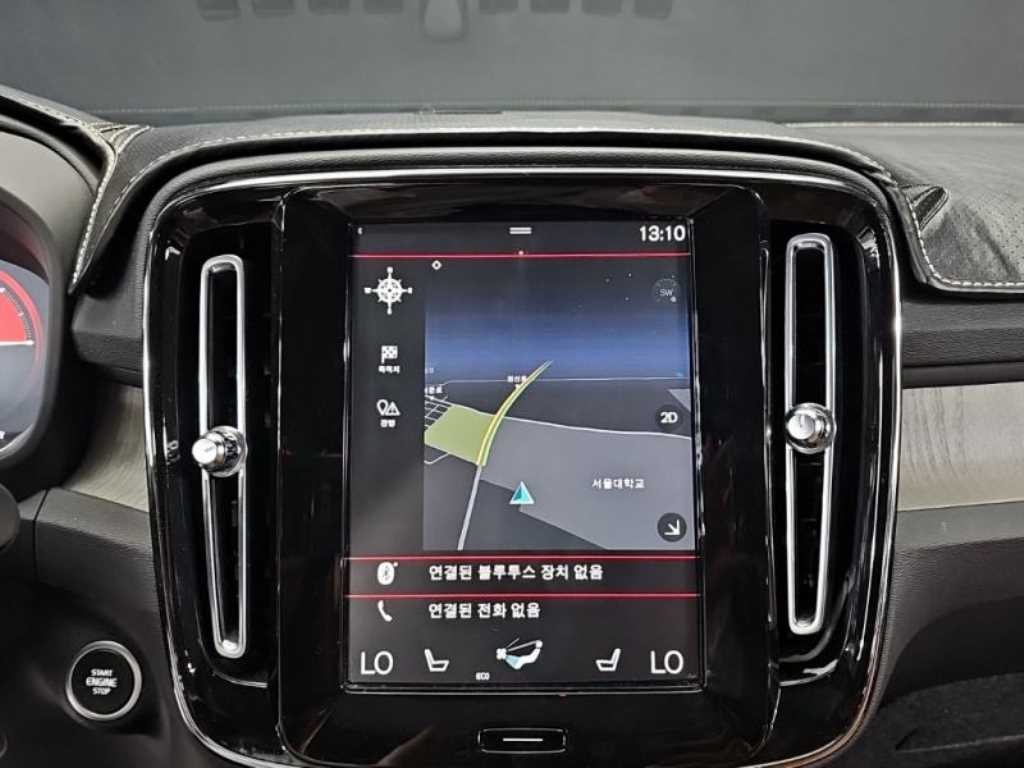 볼보 XC40 T4 4WD 인스크립션 이미지 9