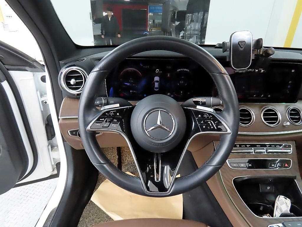 벤츠 E 클래스 E-클래스 W213 E250 익스클루시브 이미지 9