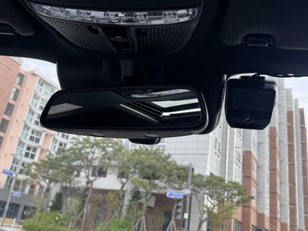 벤츠 GLC 클래스 GLC클래스 X253 AMG GLC 63 S 4MATIC+ 쿠페 이미지 18