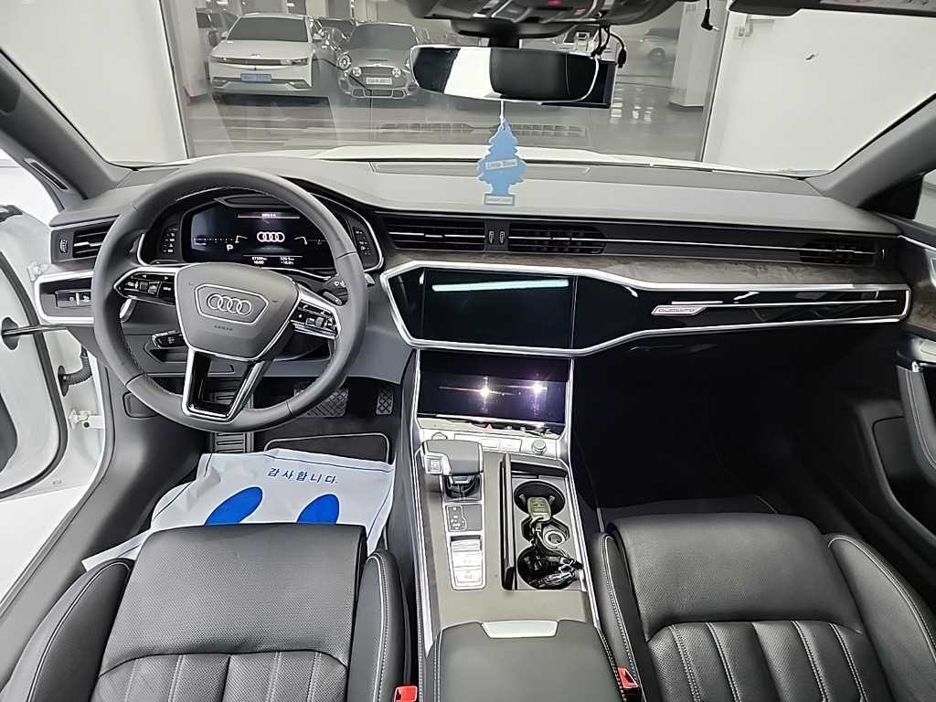 아우디 A7 A7 (4K) 55 TFSI 콰트로 프리미엄 이미지 8