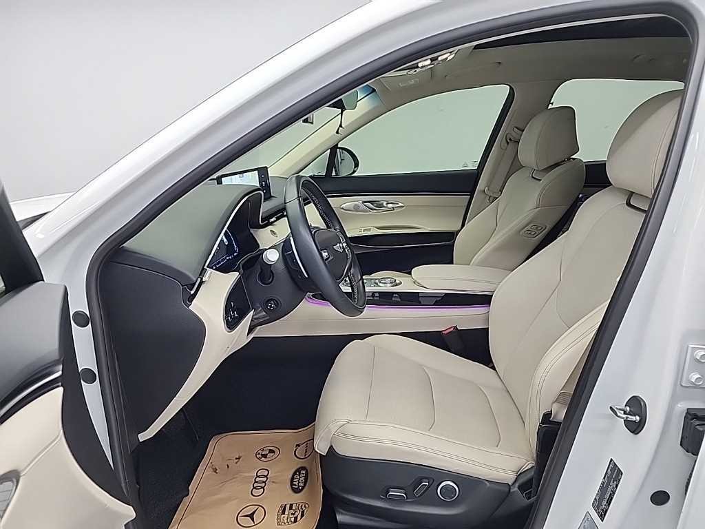 제네시스 GV70 2.2 디젤 2WD 이미지 11