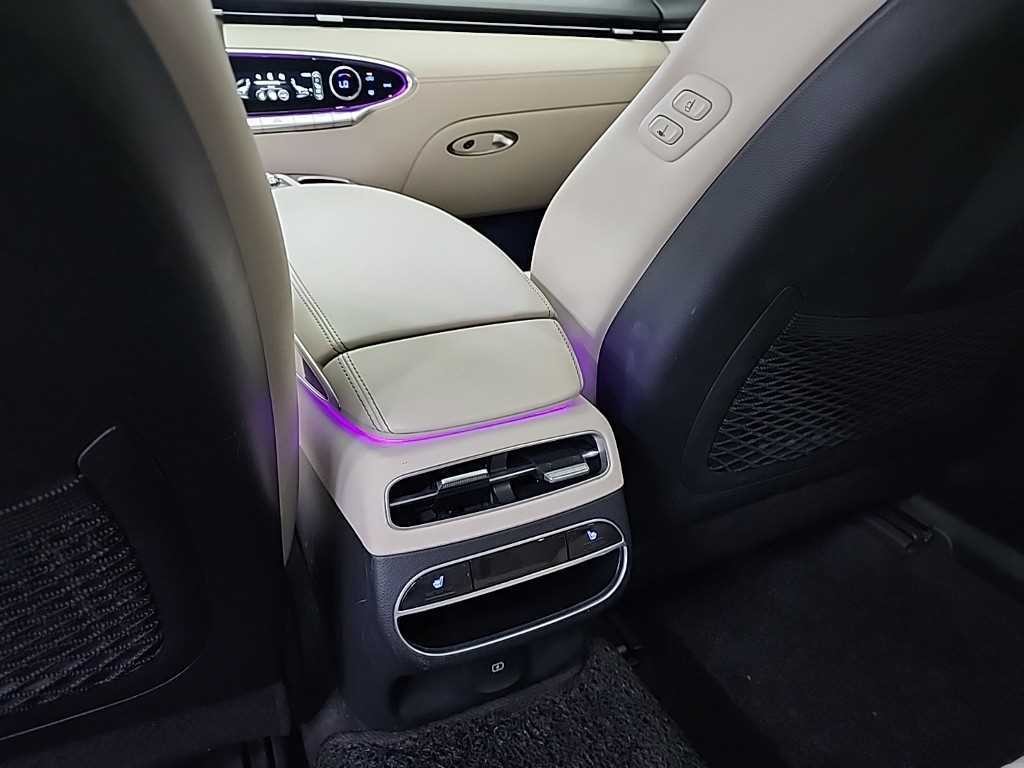 제네시스 GV70 2.2 디젤 2WD 이미지 13
