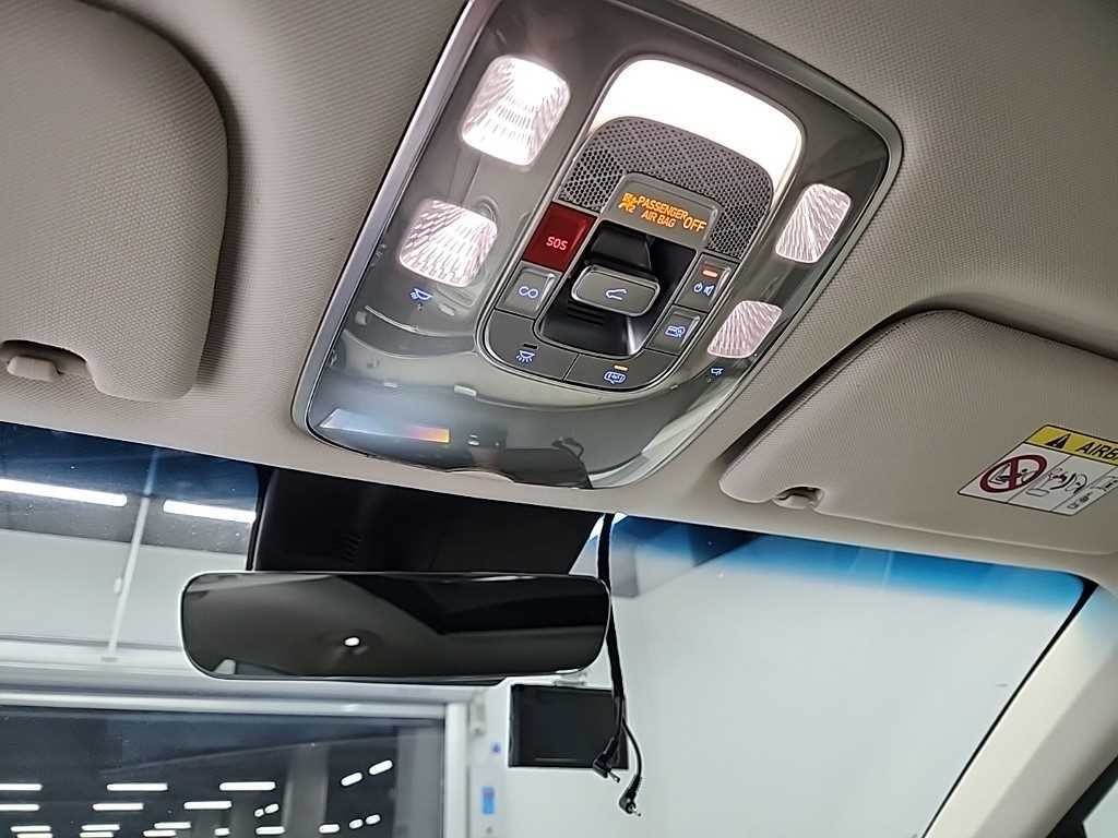 제네시스 GV70 2.2 디젤 2WD 이미지 17