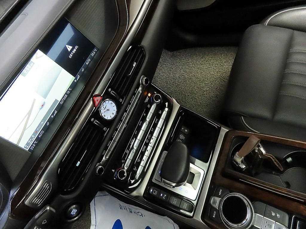 제네시스 EQ900 5.0 GDI AWD 프레스티지 이미지 15