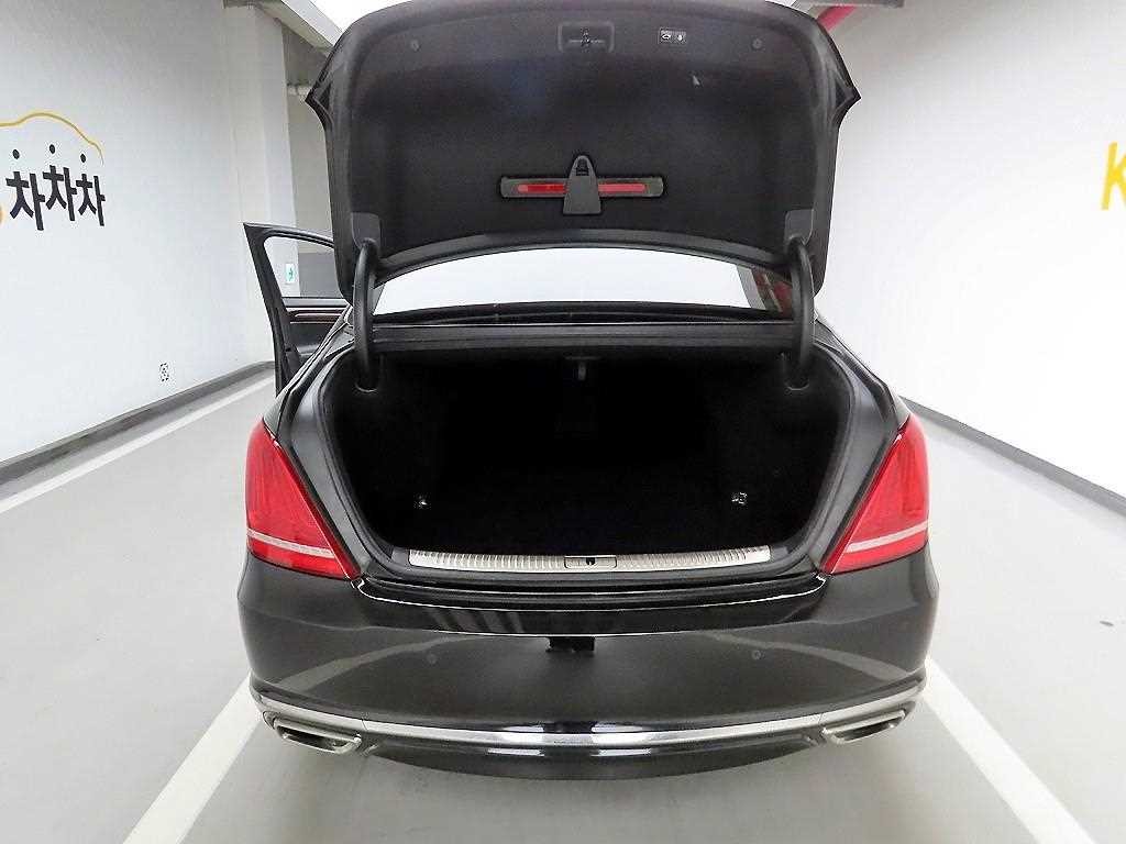 제네시스 EQ900 5.0 GDI AWD 프레스티지 이미지 5