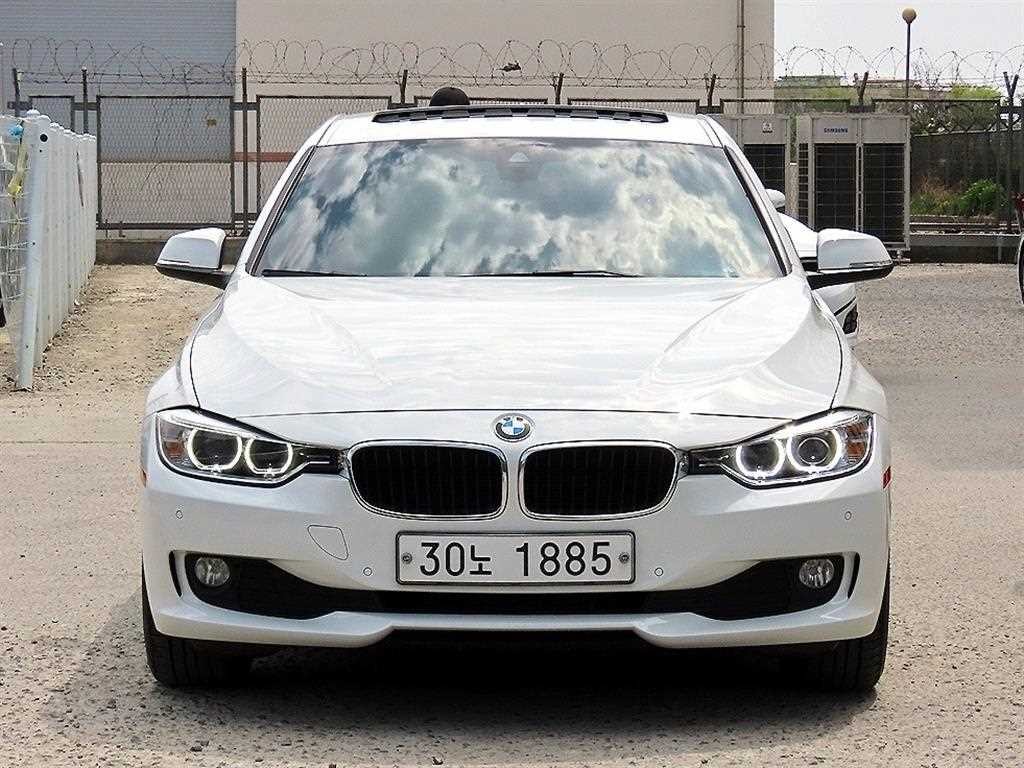 BMW 3시리즈 3시리즈 (F30) 320d xDrive 이미지 1