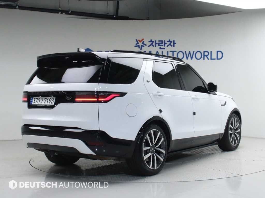 랜드로버 디스커버리 디스커버리5 3.0 D300 R-다이나믹 HSE 이미지 2