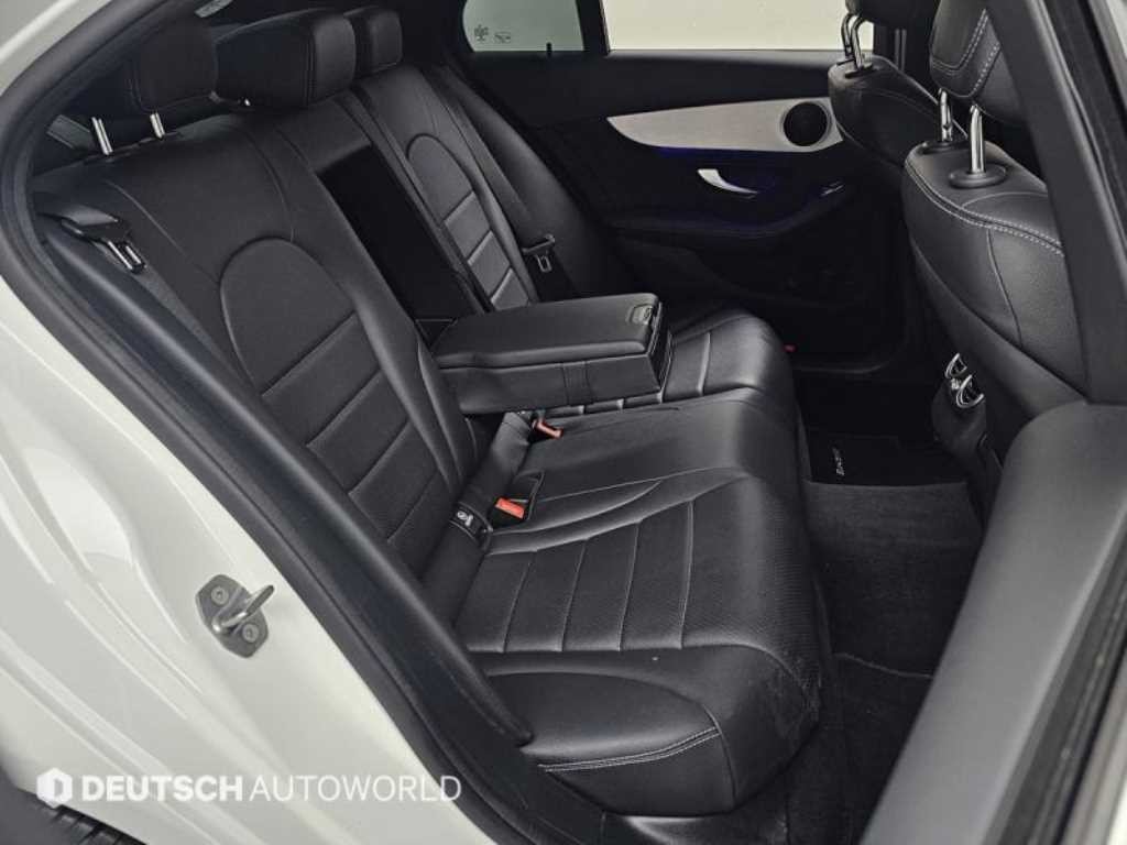 벤츠 C 클래스 C클래스 W205 C200 AMG LINE 이미지 12